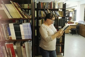 Книжная выставка «Поэзия — музыка слов» в РГБС, приуроченная к Всемирному дню поэзии_350.jpg Книжная выставка «Поэзия — музыка слов» в РГБС, приуроченная к Всемирному дню поэзии_350.jpg
