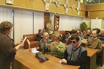 Встреча в клубе «Друзья» 350.jpg Встреча в клубе «Друзья» 350.jpg