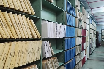 Книжная инсталляция «Фантастический улов»_350.jpg Книжная инсталляция «Фантастический улов»_350.jpg